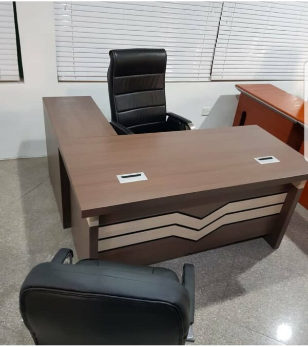 1.6 Metre Executive Office Table With Extension And Mobile Drawer