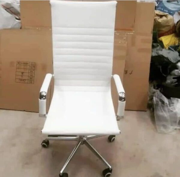 Pure Skin Executive Office Chair