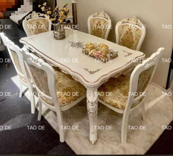 Royal Designed 6 Seaters Luxury Dining Table